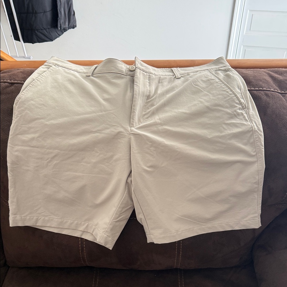 Under Armour Men's Light Tan Flat Front Shorts